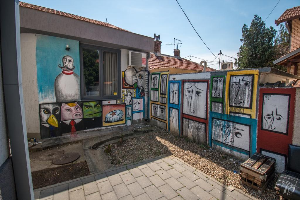 Hostel Fair And Square Belgrade Exterior photo